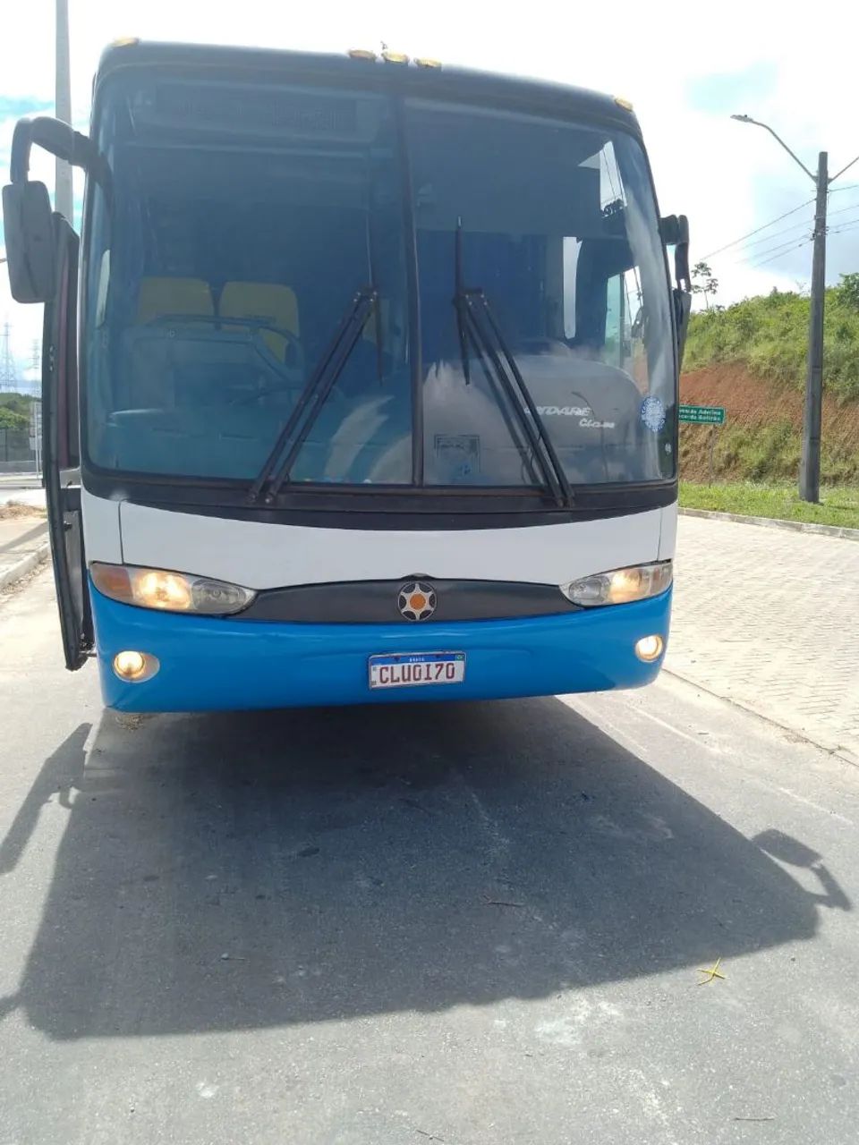 Vendo ônibus 