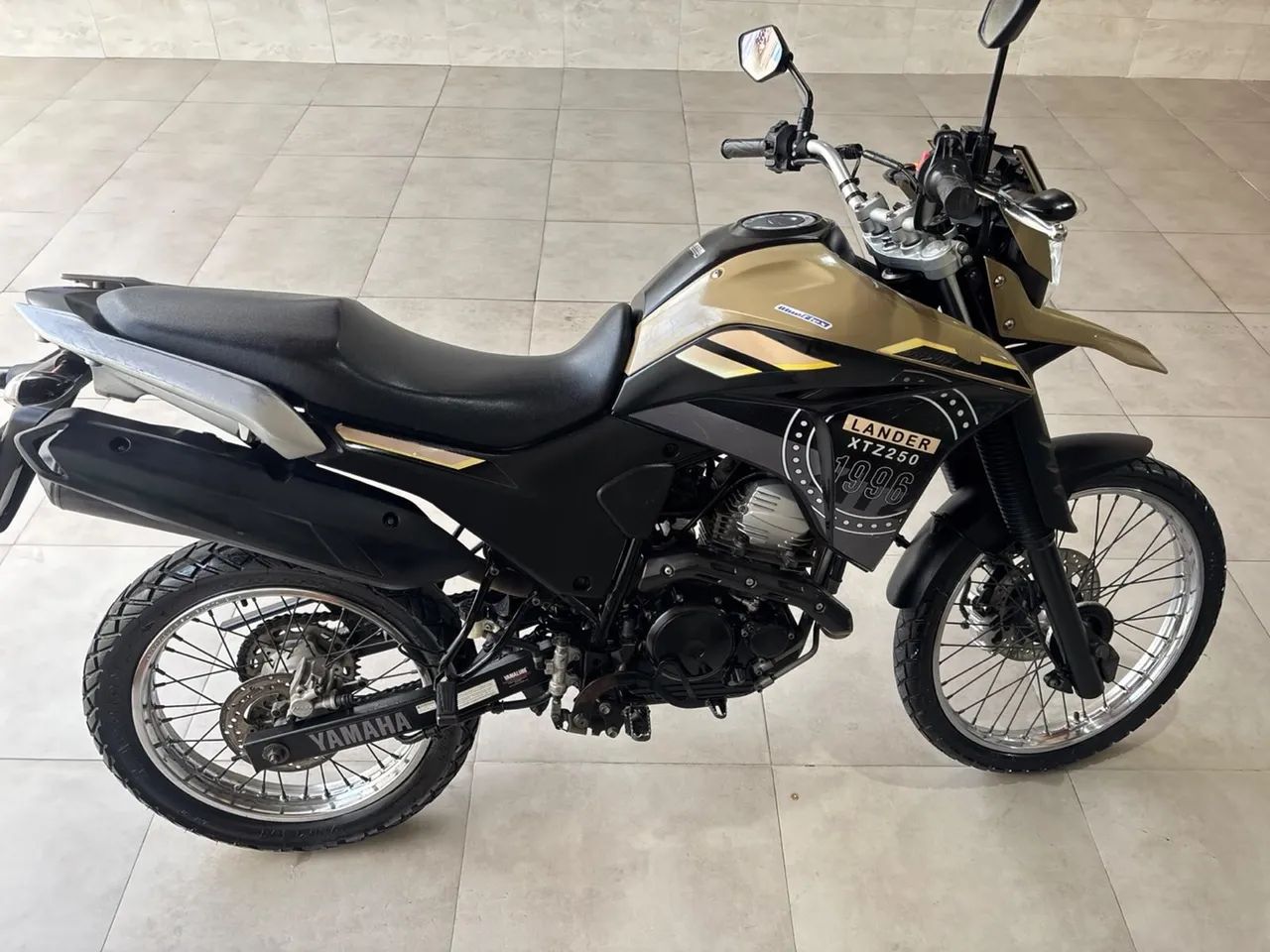 VENDO LANDER XTZ 