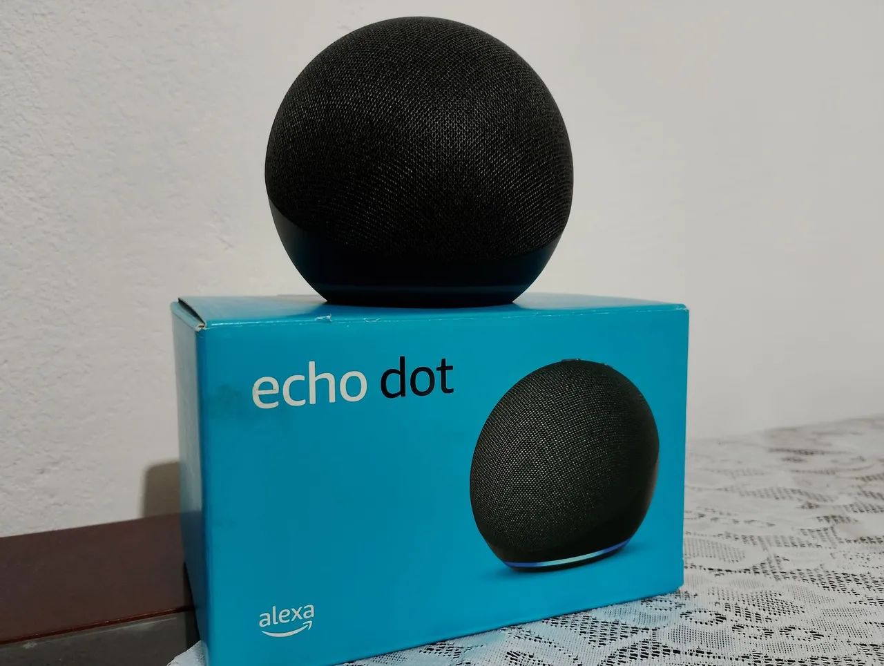 Echo Dot 5ª Geração Amazon Preto Alexa Assistente Virtual Wi-Fi Bluetooth