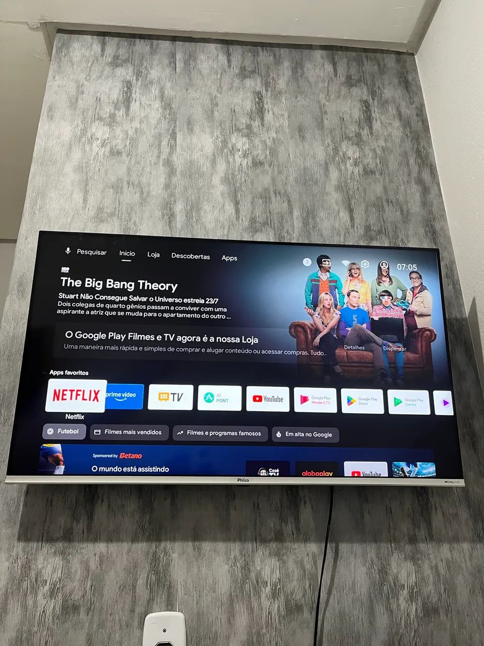 Tv smart 43 polegadas Philco funcionando tudo perfeitamente