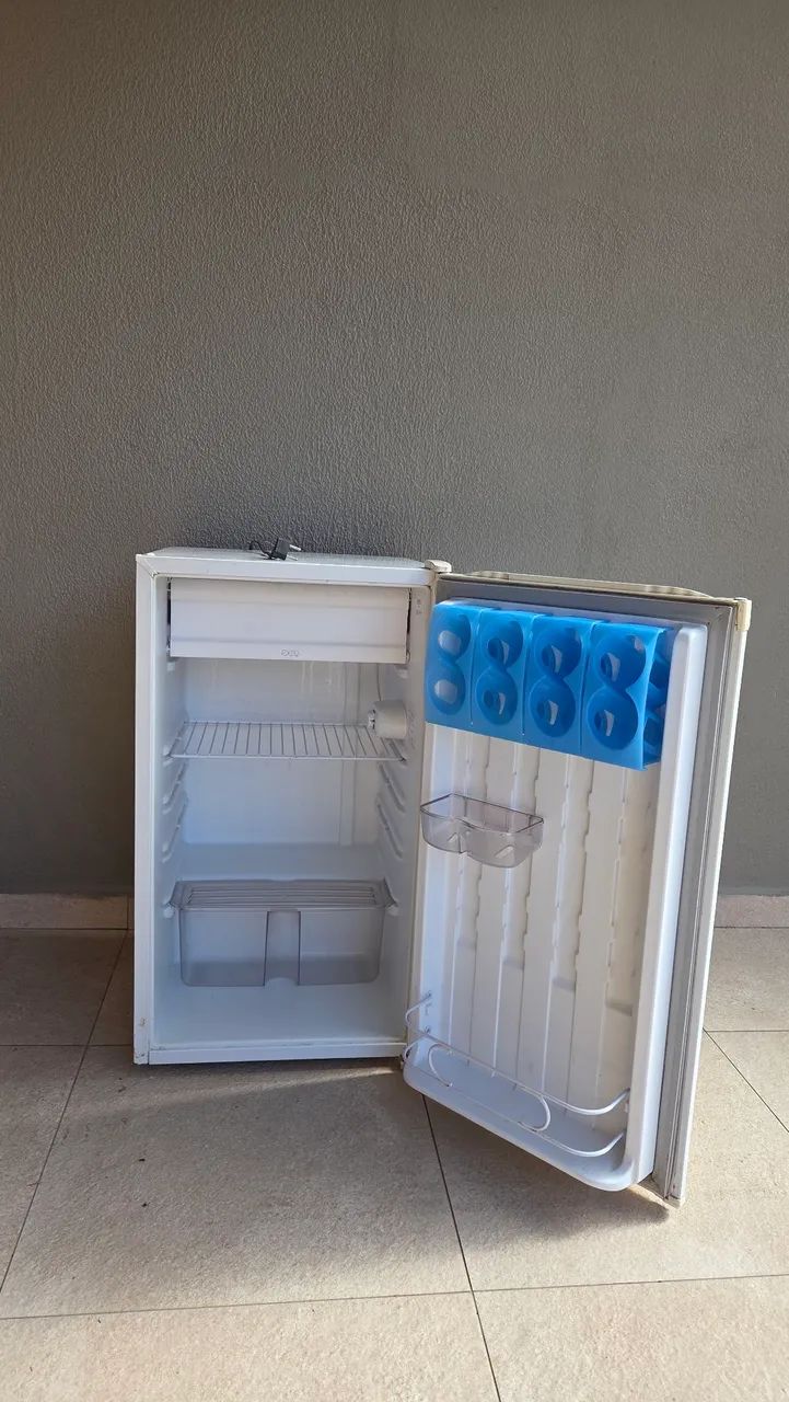 Frigobar Consul 120l, 220v - usado  - Foto 2