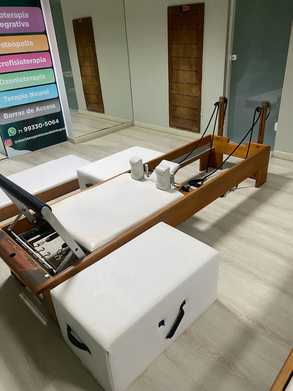 Reformer da Physiopilates com caixa e fly moon do reformer - Academia e ...
