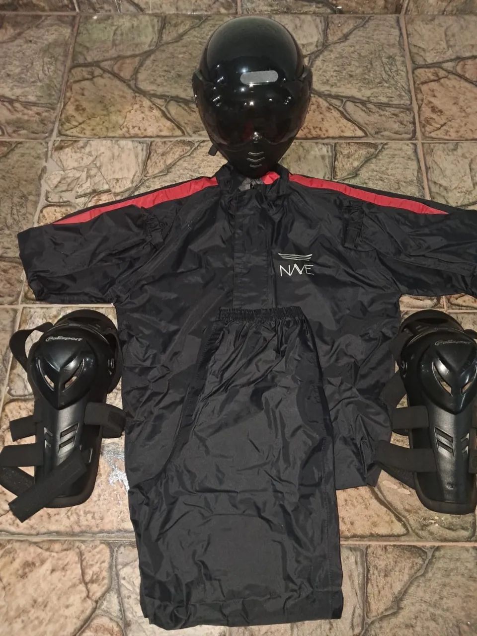 Combo capacete, capa de chuva, jaketa g tech - Foto 4