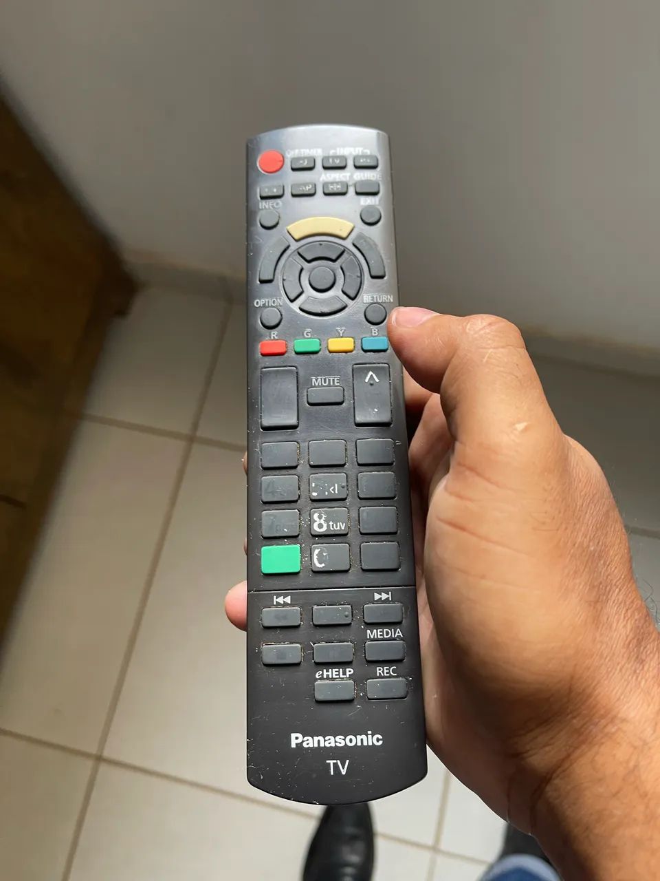 Vendo TV 4k smart Panasonic - Foto 3