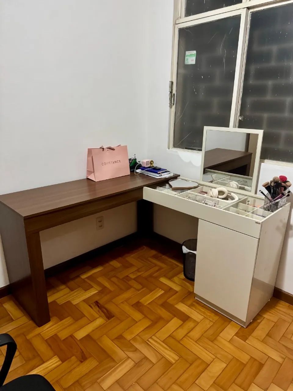 Escrivaninha e penteadeira  - Foto 5