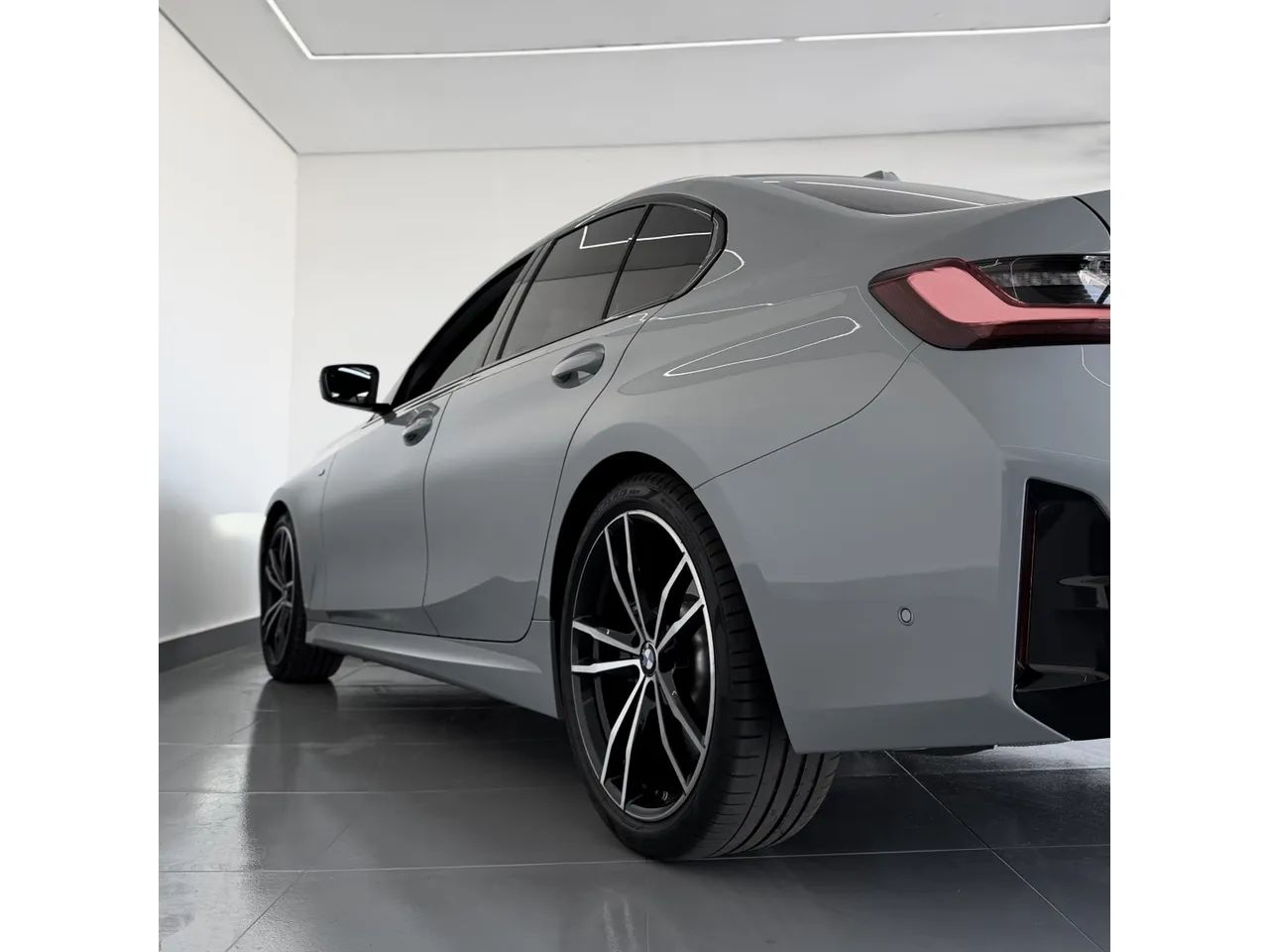 BMW 320I A 2.0 TB M Sport Activeflex 16V 4P 2024 - Foto 5