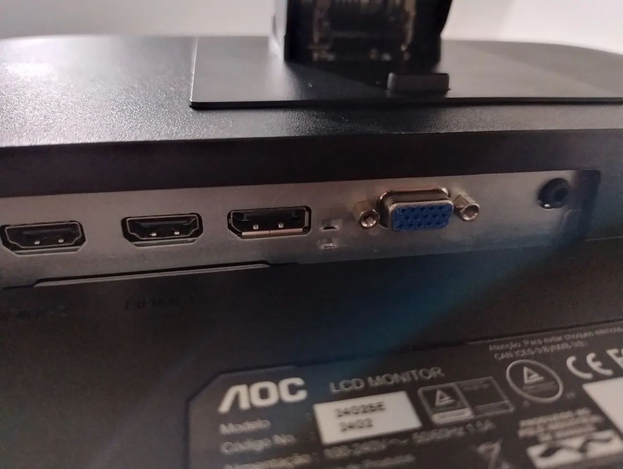 Monitor AOC gamer 24 polegadas Full HD 165 hertz  ( COM DEFEITO ) - ( LEIA A DESCRIÇÃO ) - Foto 4