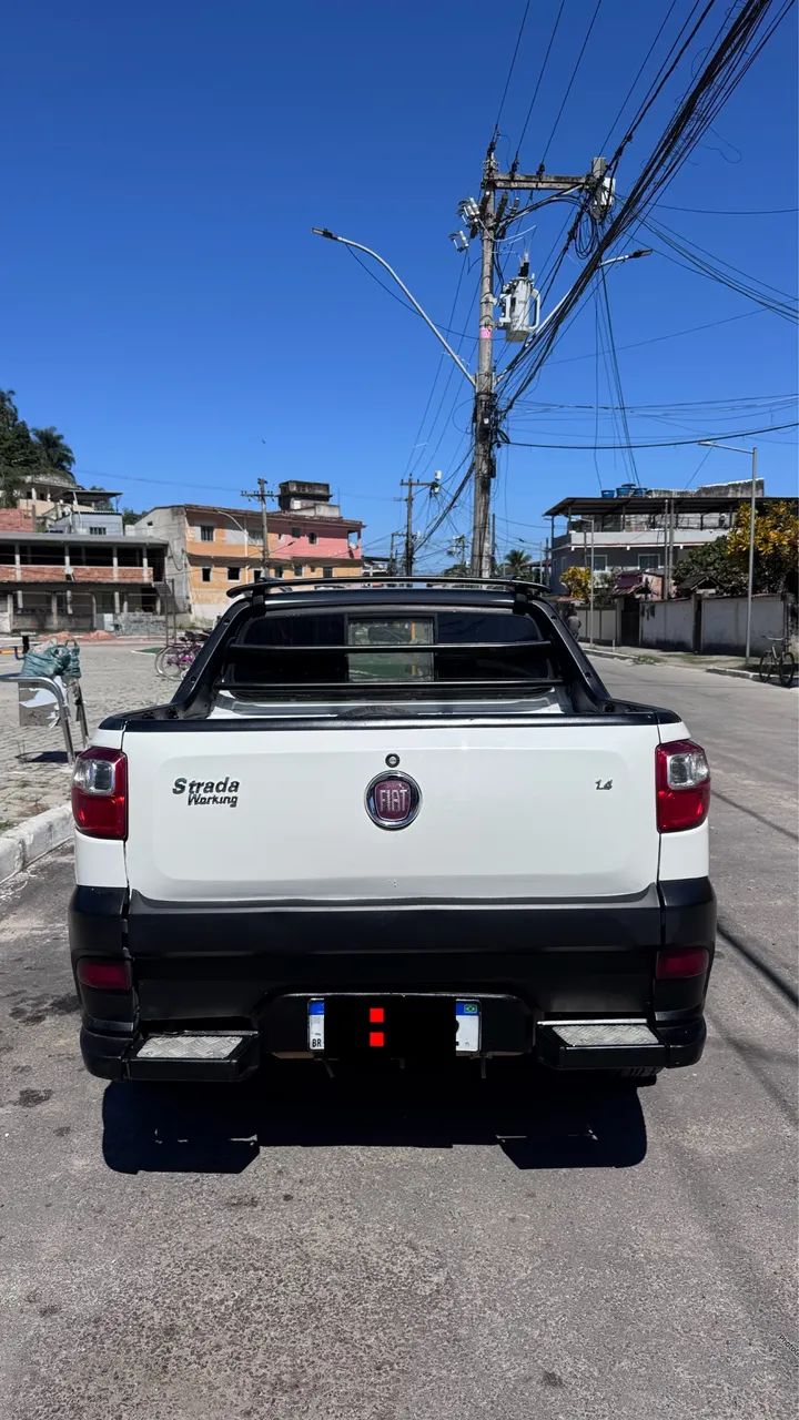 Fiat Strada Working 1.4 MPI Fire Flex 8V CD 2016