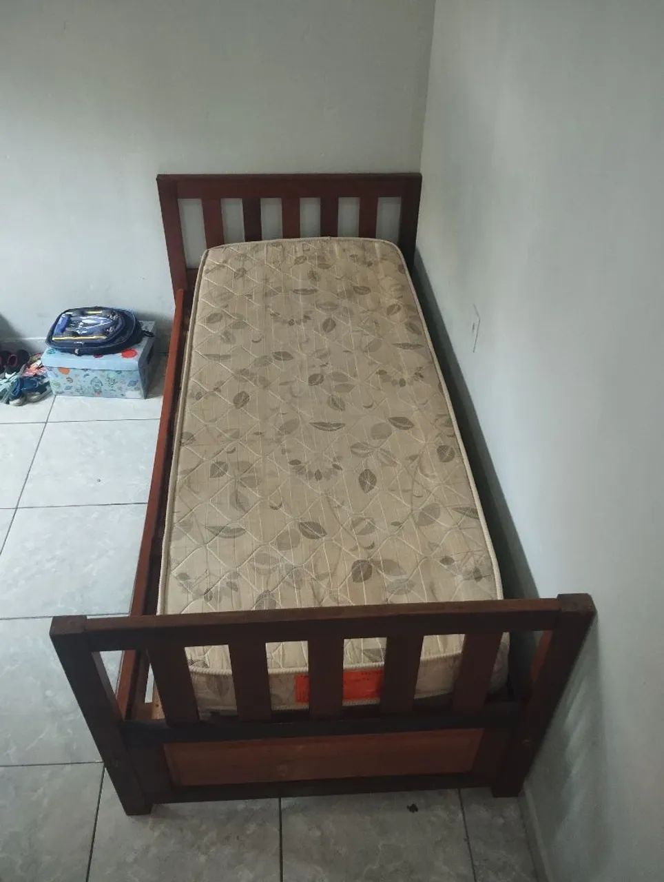Uma Cama de Solteiro - Foto 2