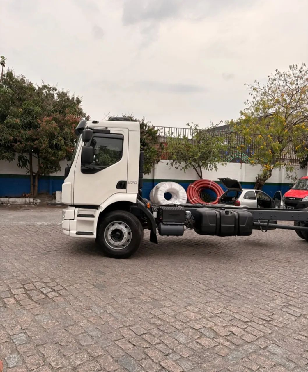 2019 Volvo vm 270 ( 6 x 2 ) - Foto 4