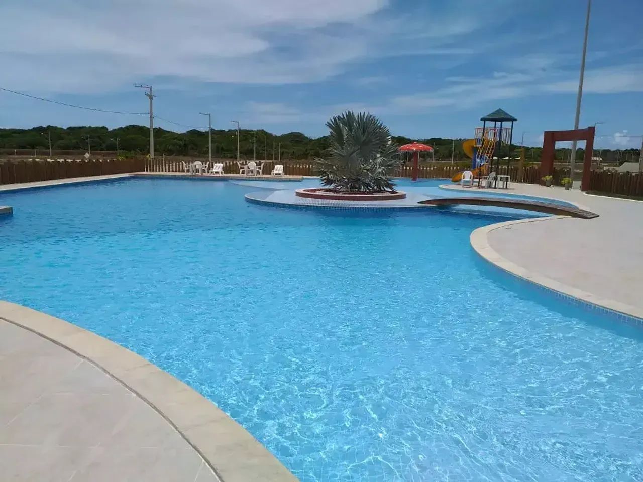 Oportunidade! Lote 450m² no Abaís | Cond. Meridiem | 75 Mil - Foto 2