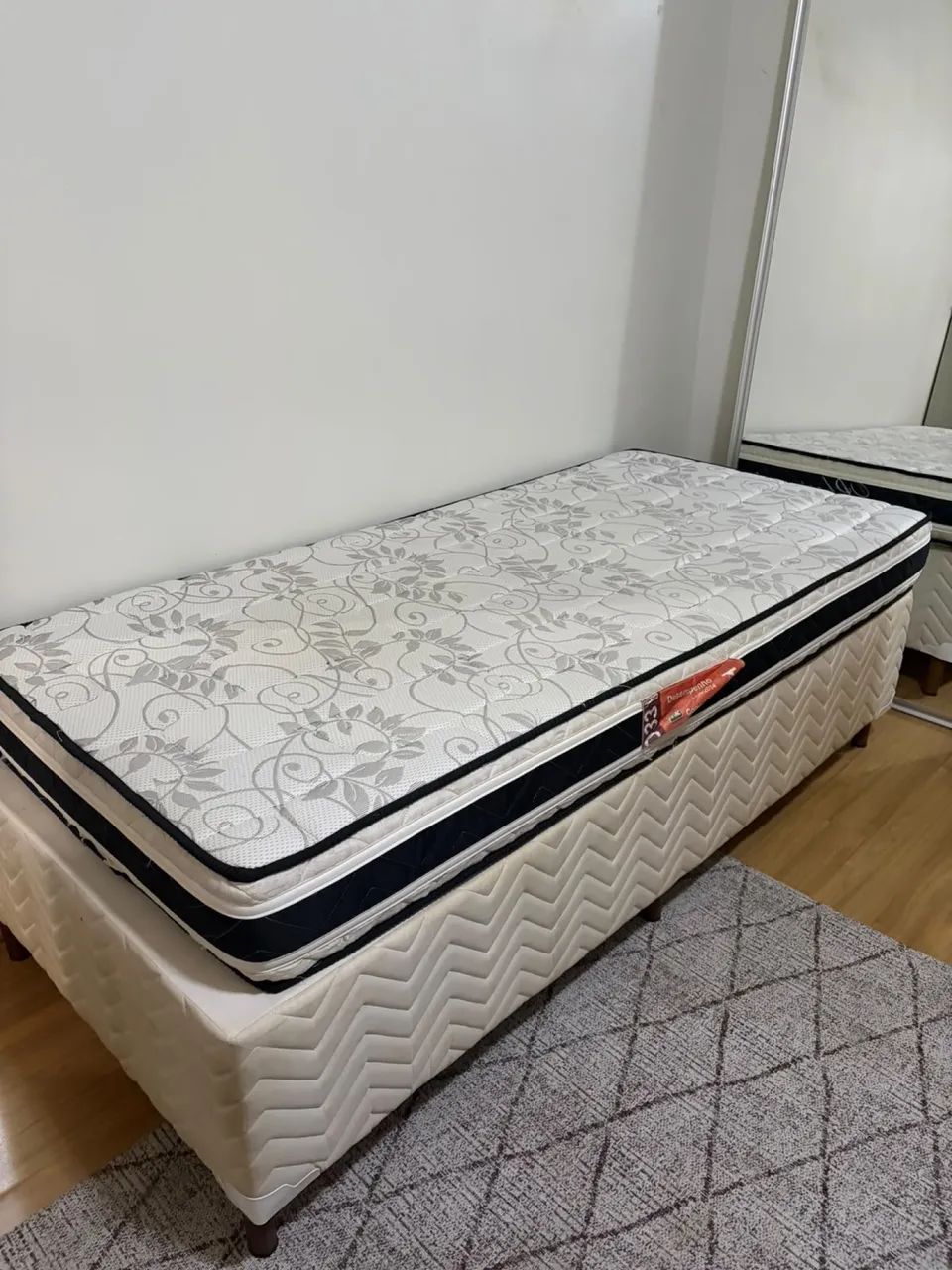 Cama box de solteiro 