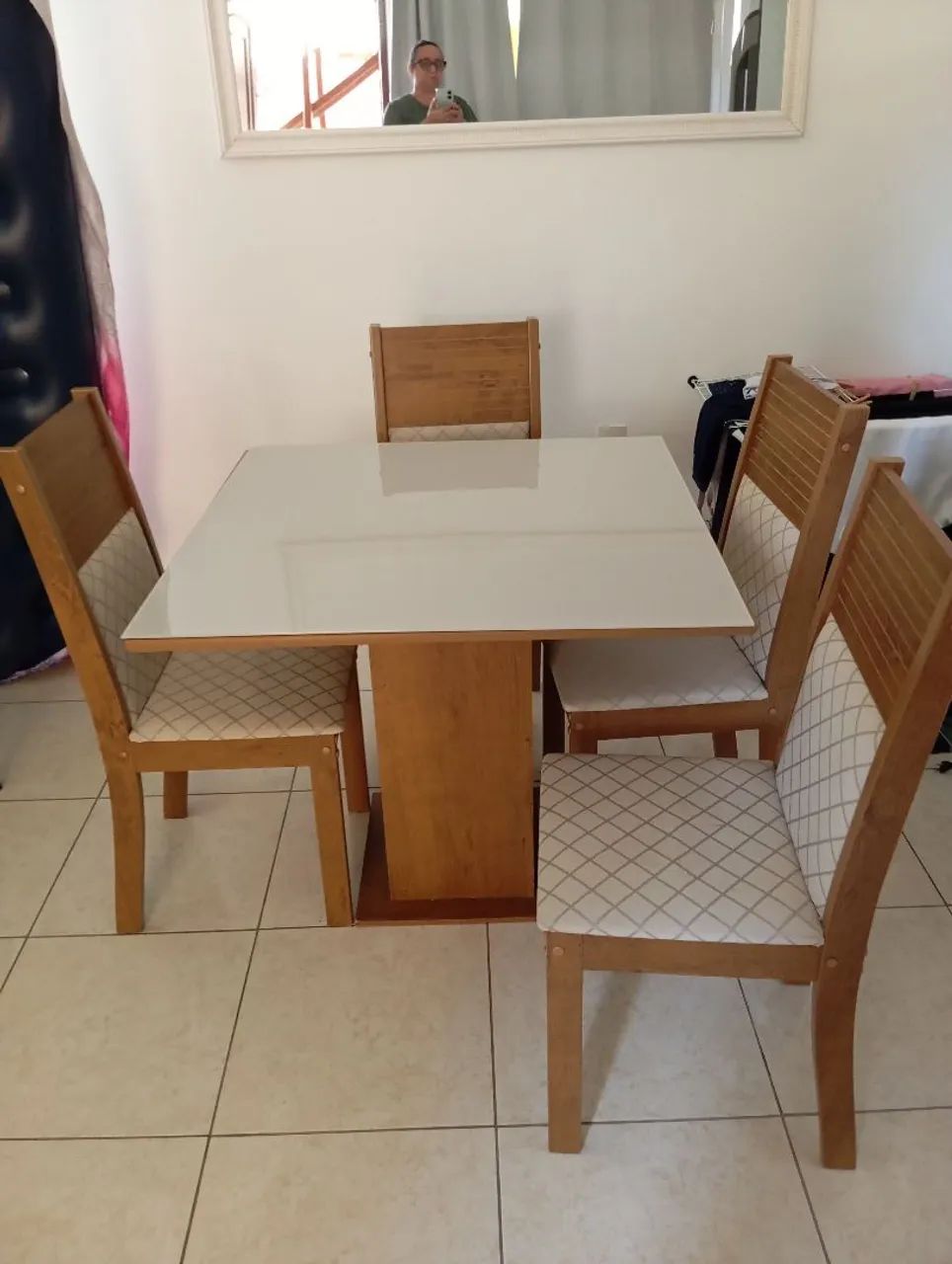 Mesa de 4 cadeiras  - Foto 2