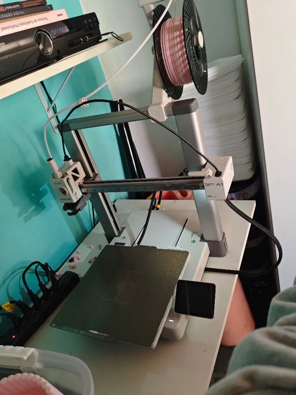 IMPRESSORA 3D sem AMS BAMBULAB A1 COM FILAMENTOS  - Foto 2