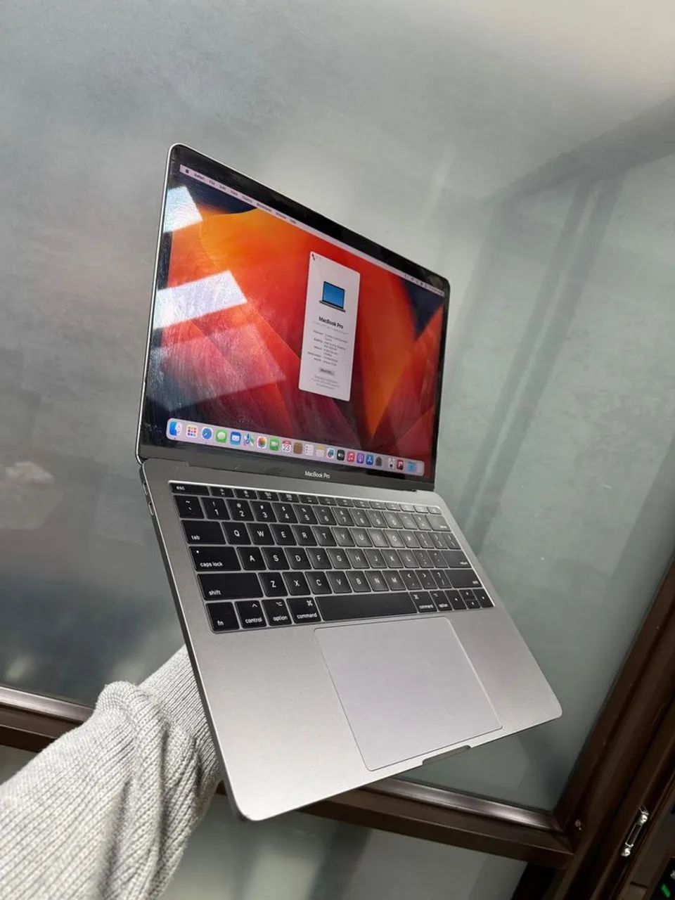 MacBook Pro 2017 - 256GB Retina Original  - Foto 2