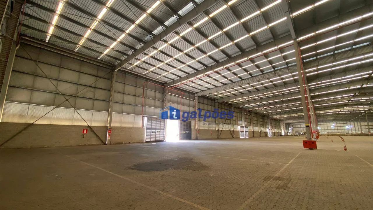 Galpão com 4000 m² no - Parque das Indústrias - Betim/MG