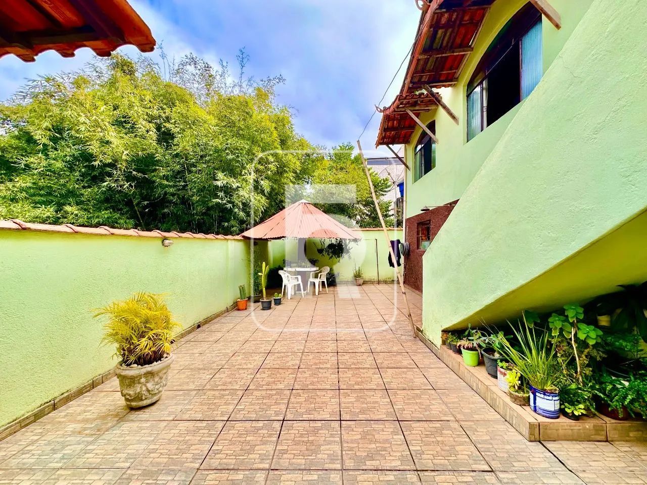 Casa à venda, 3 quartos, 1 vaga, Centro - Jeceaba/MG