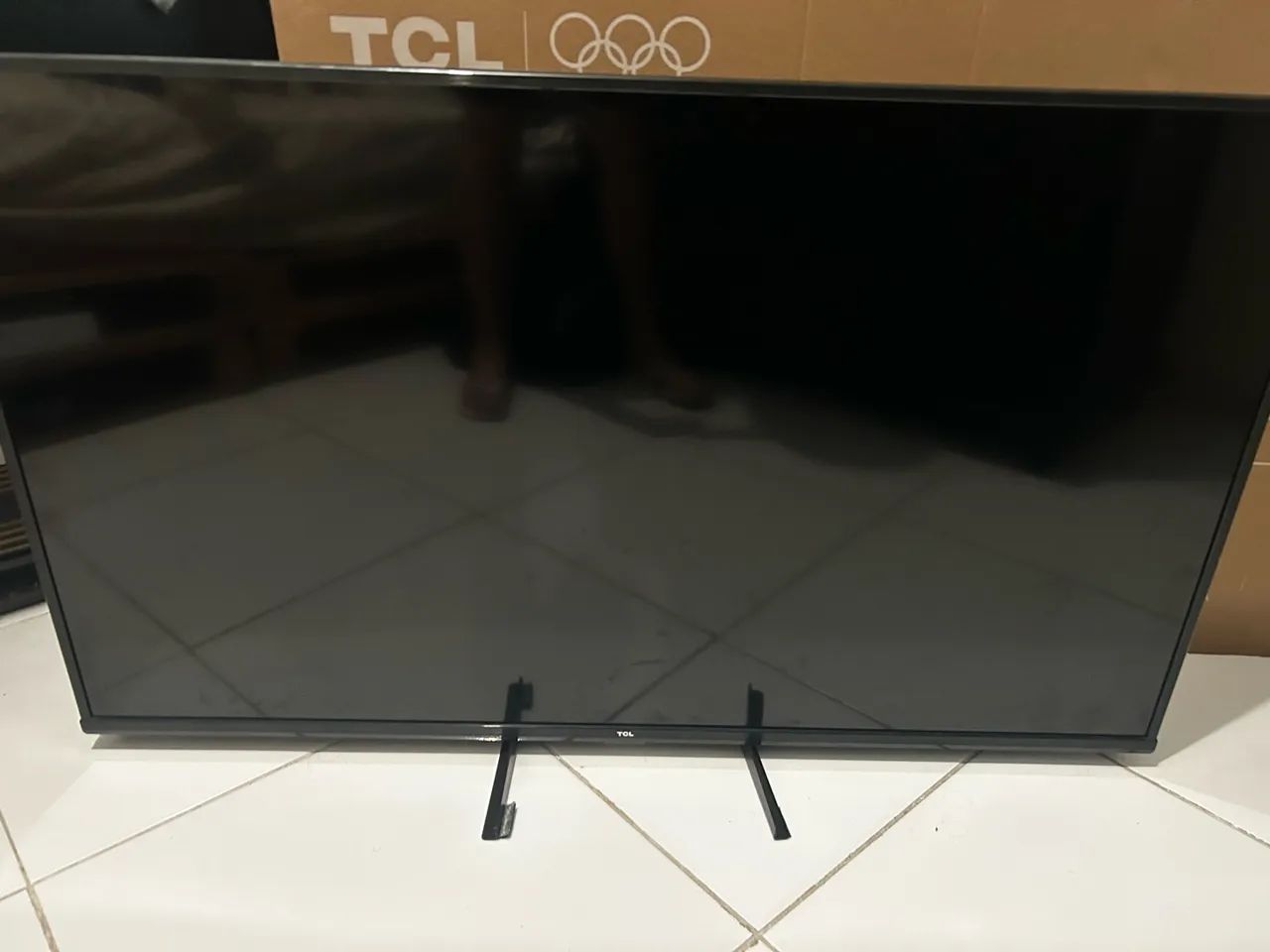 Televisão TCL 50P615 50 Polegadas com defeito
