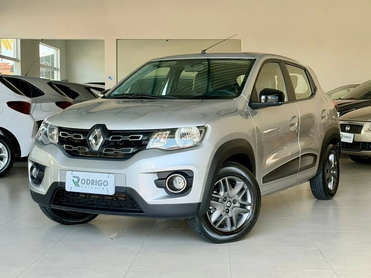 Renault Kwid 1.0 Intense 2022 - Foto 4