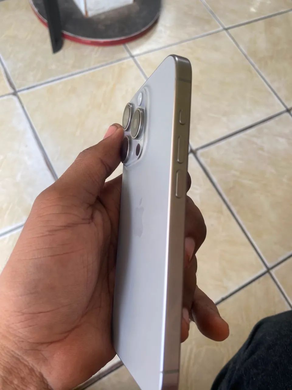 IPHONE 15 PRO - Foto 2
