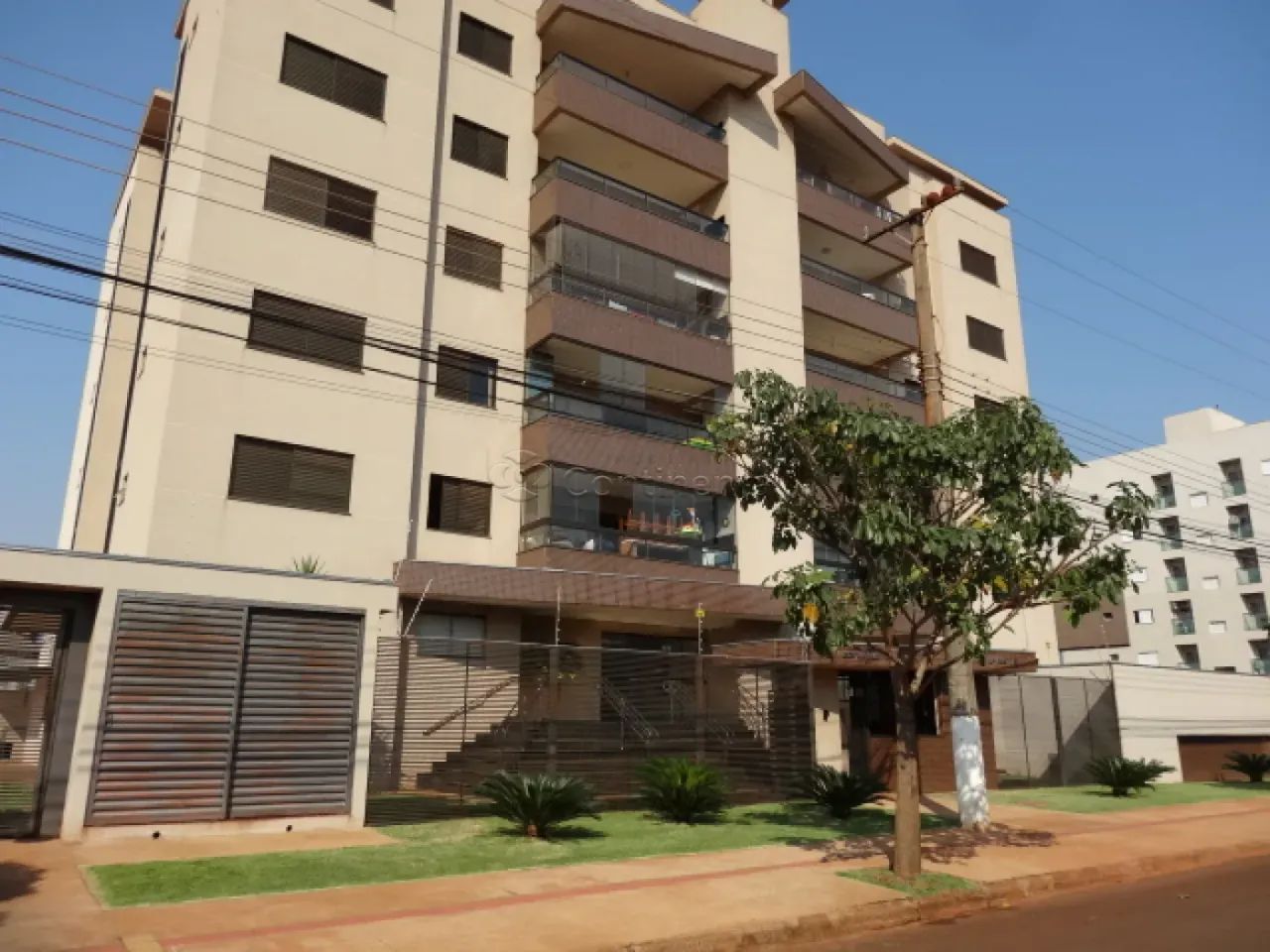 Apartamento para Locação em Dourados-MS