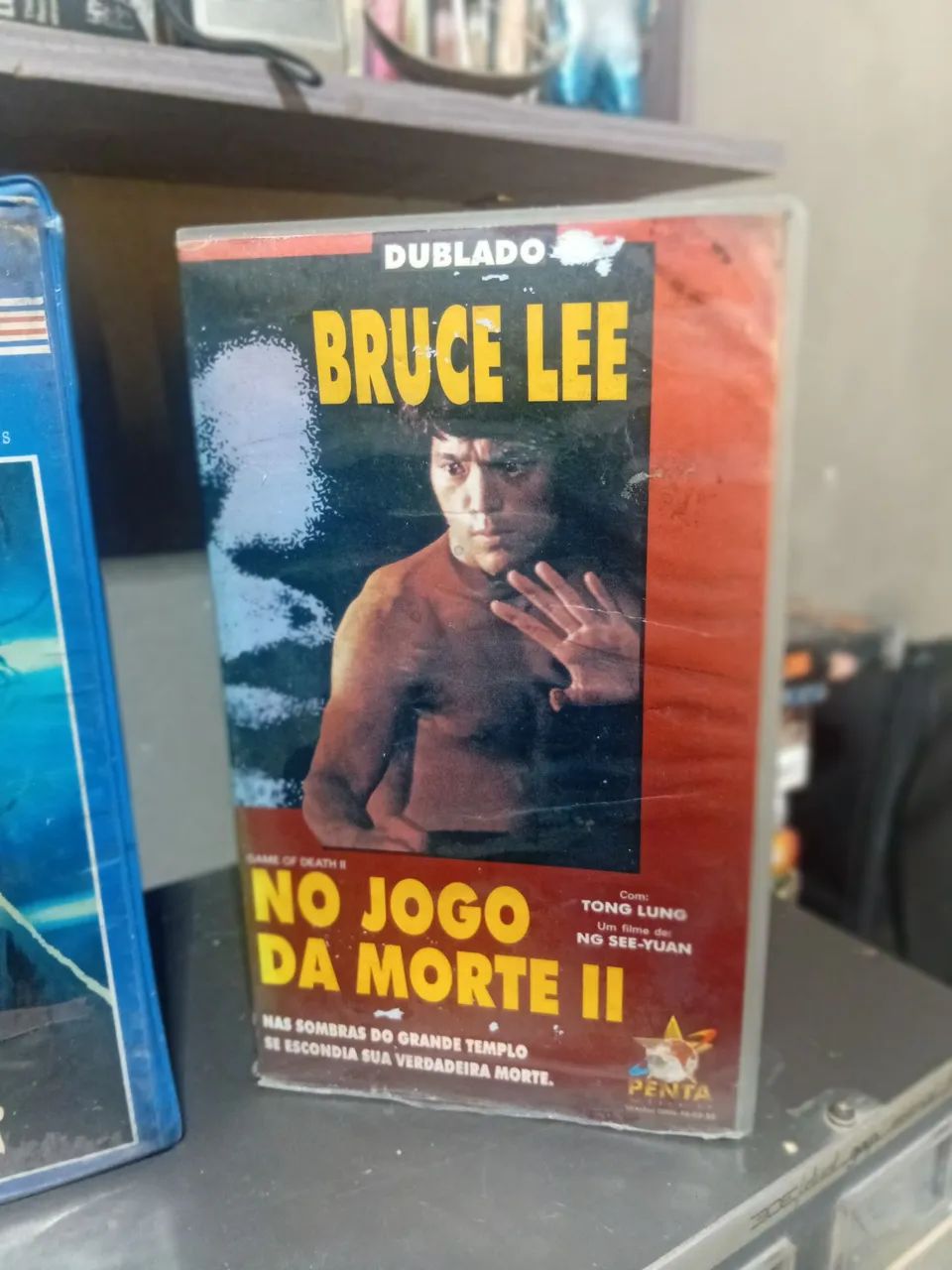 2 vhs Bruce Lee e chuck noris - DVD, Blu-Ray e Vídeo Cassete