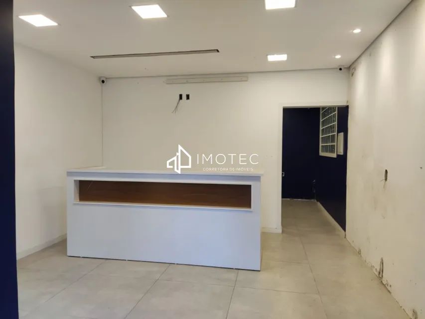 Casa Comercial para Aluguel em Lourdes, BH  208 m² - Foto 3