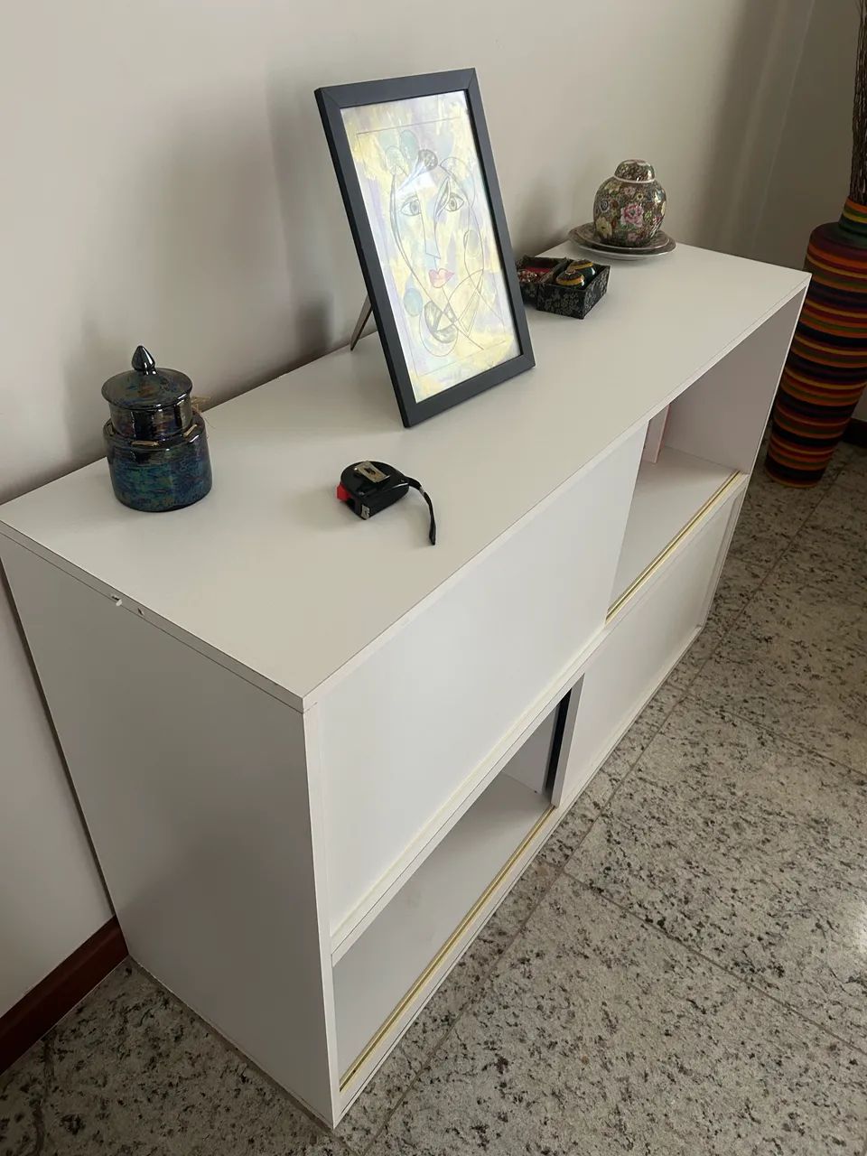 APARADOR / BUFFET BRANCO COM PORTAS DE CORRER - R$ 200 - Móveis Para ...