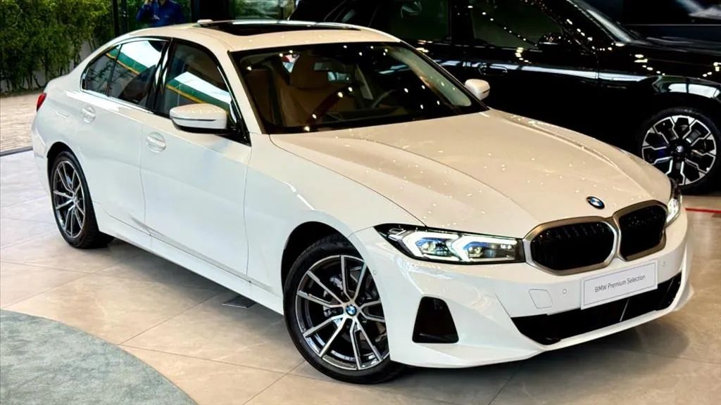 BMW 320I 320i 2025
