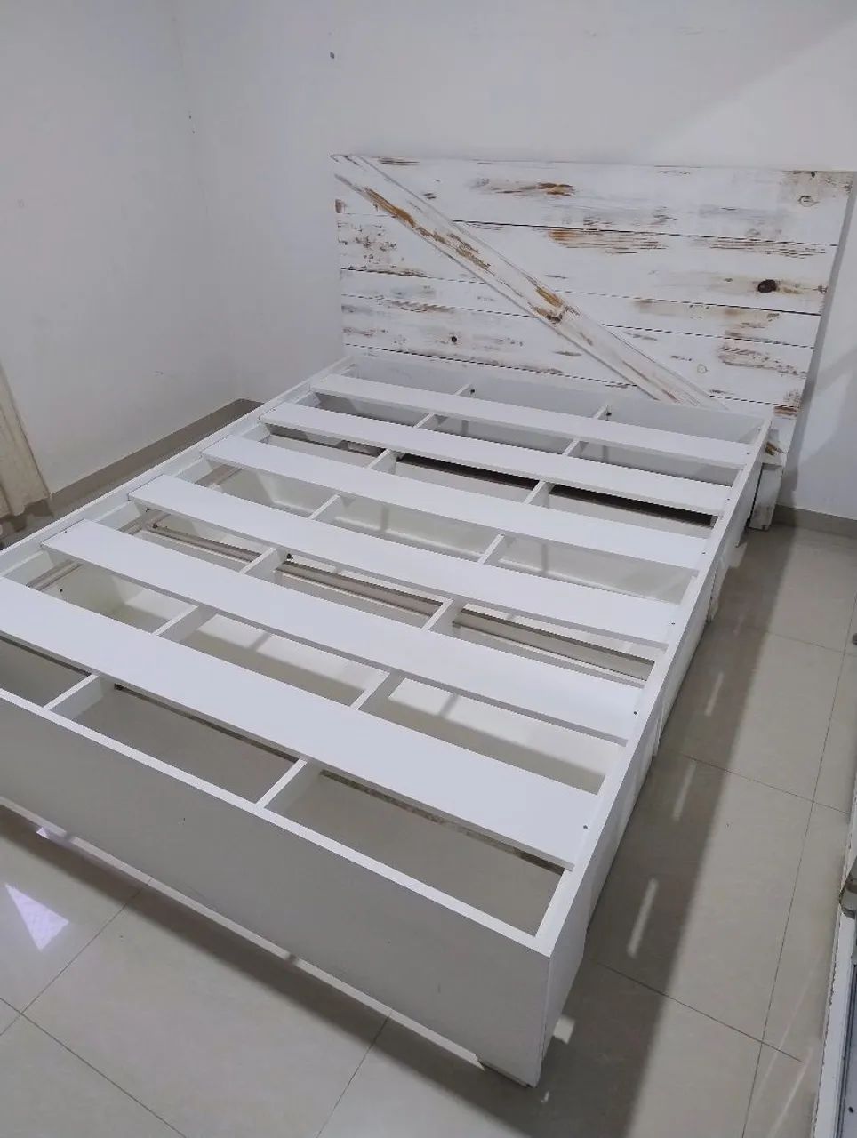Cama Queen usada 
