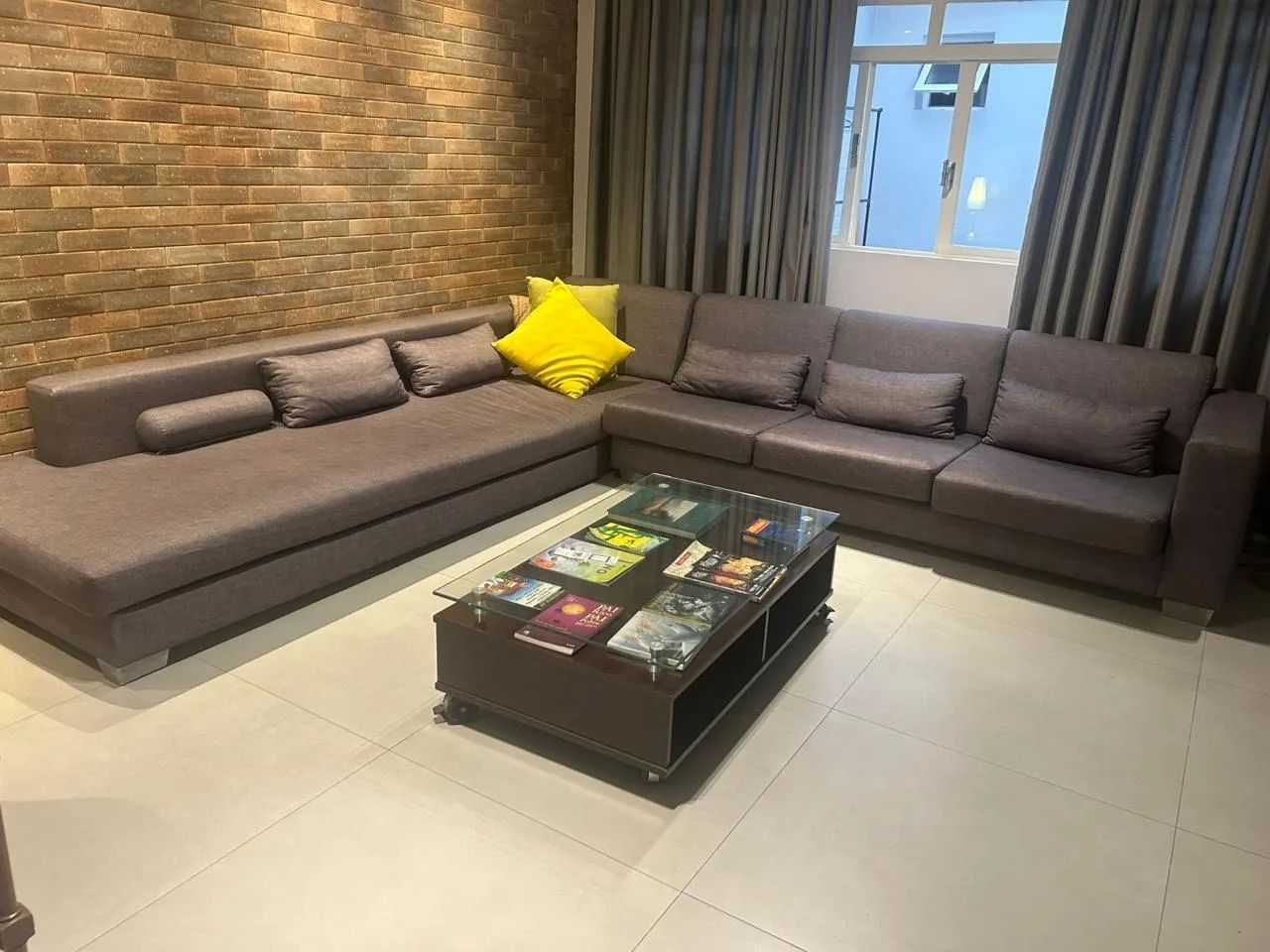 Giant Sofa423932511472199684