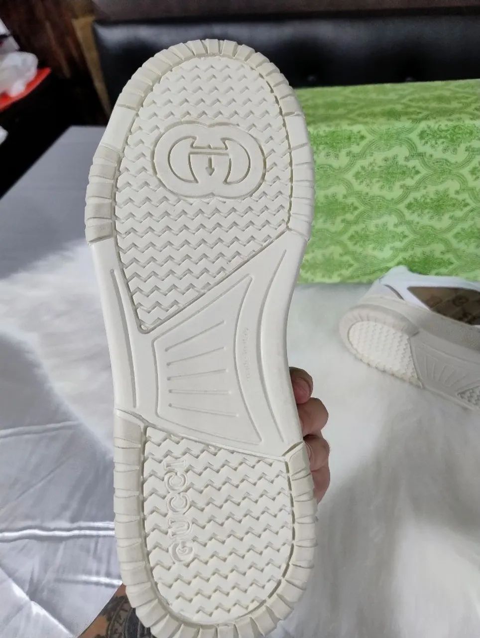 Tênis Gucci tamanho 39 forma normal  - Foto 4