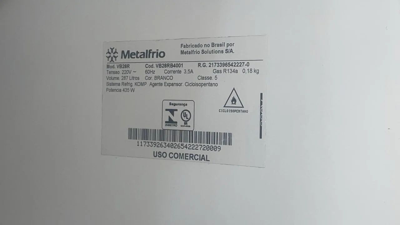 Refrigerador Metalfrio mod. MB28R 287 litros 220v - Foto 2