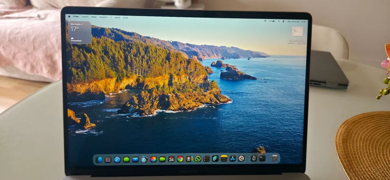 MacBook Pro 16