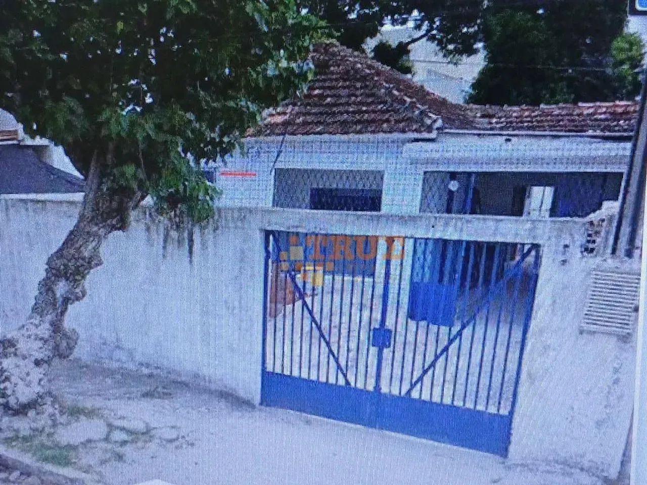 Casa em excelente localização - Foto 2