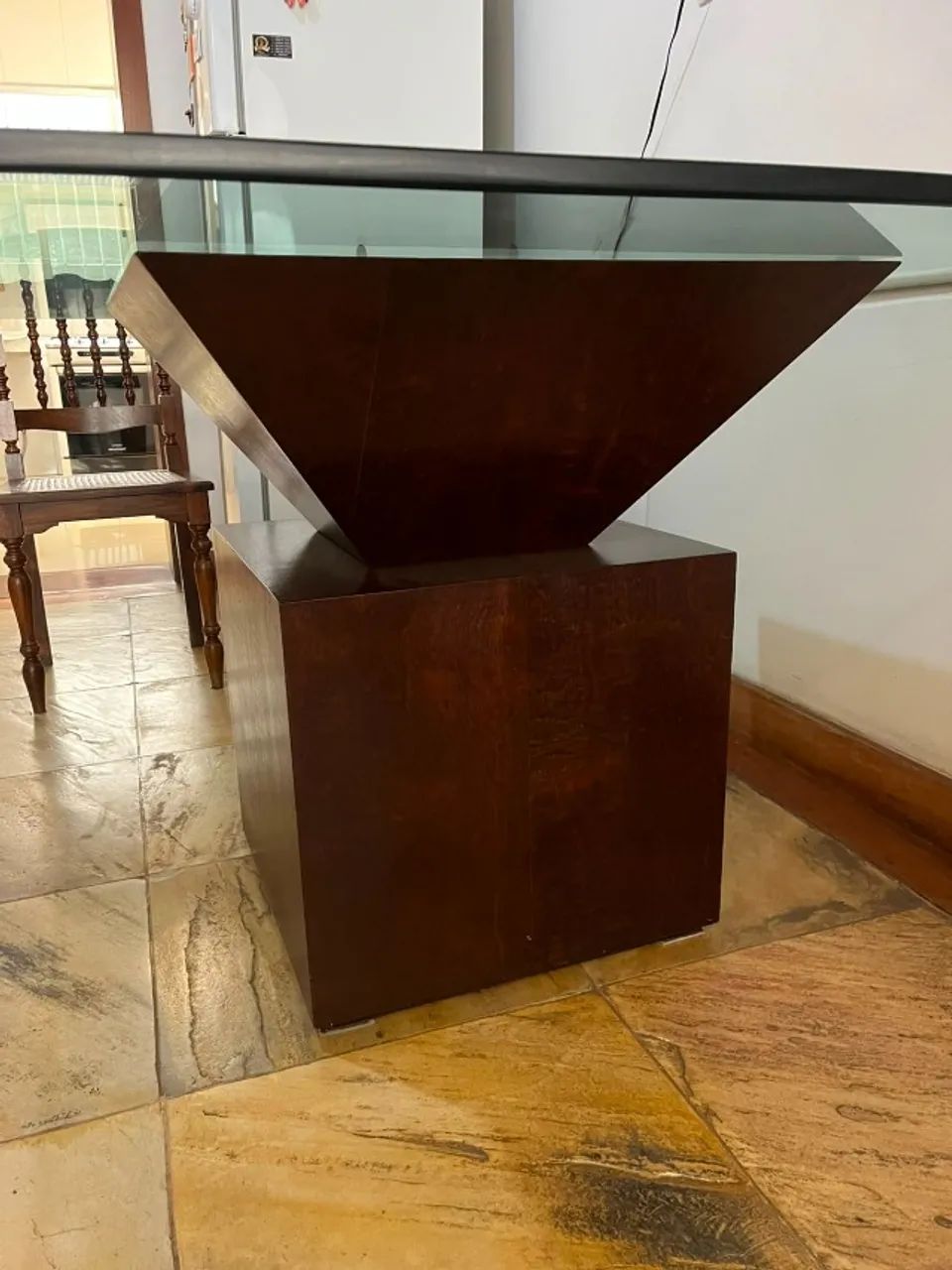 Mesa de jantar quadrada
