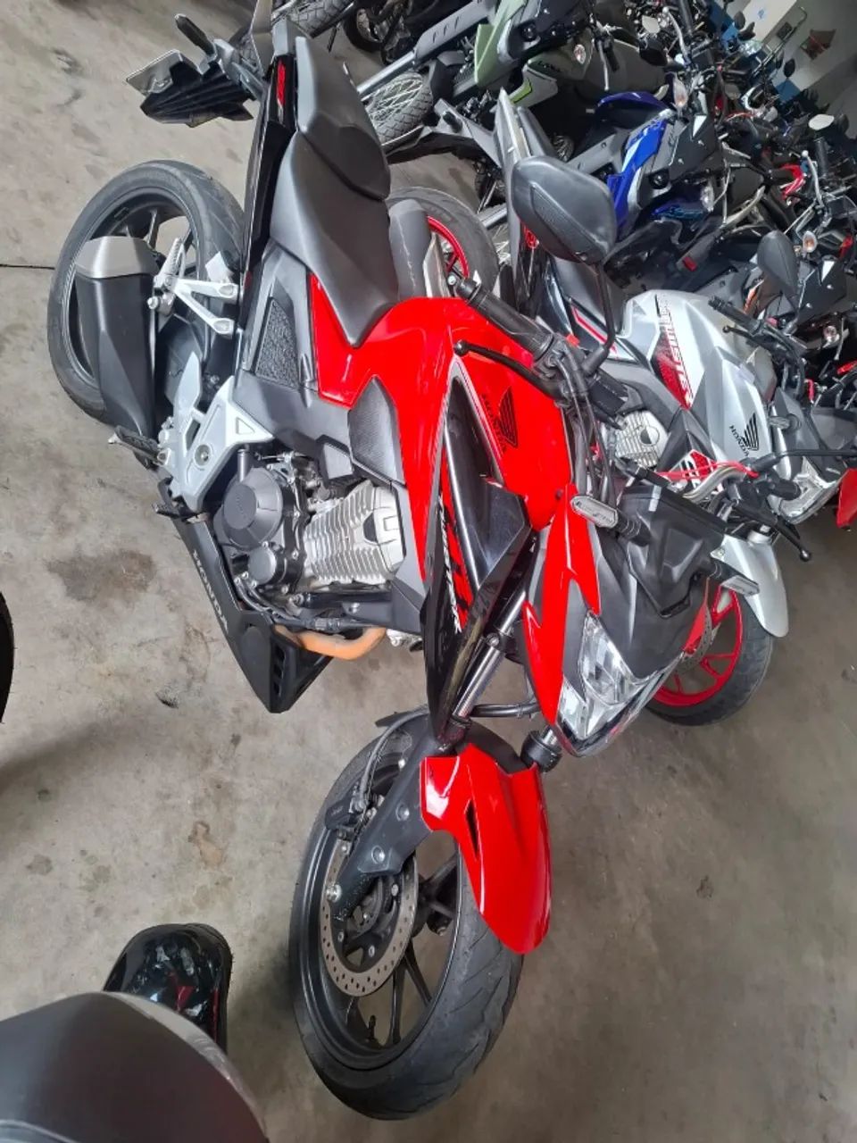 Honda CB 300 2023