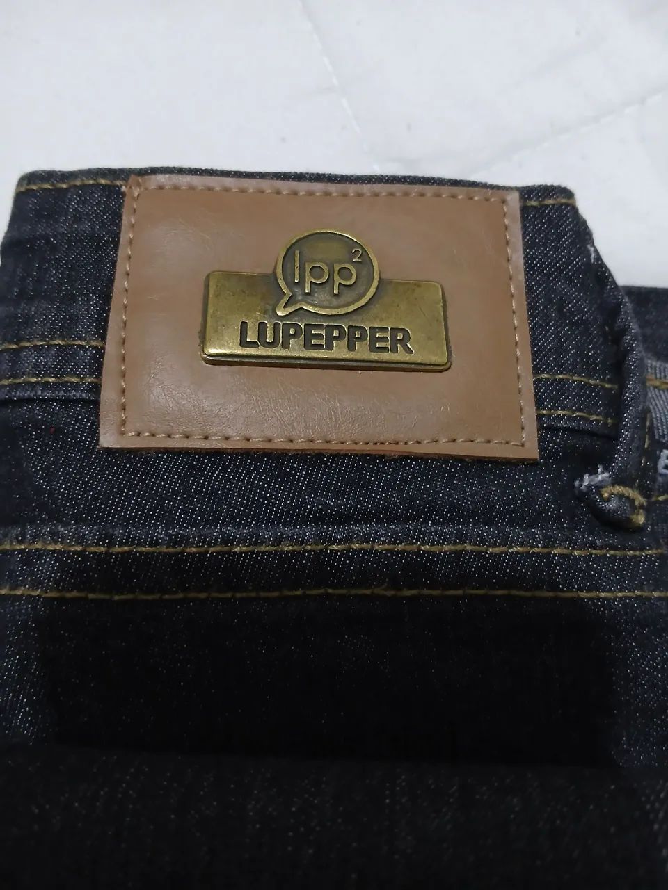Calça jeans flare número 34  - Foto 5