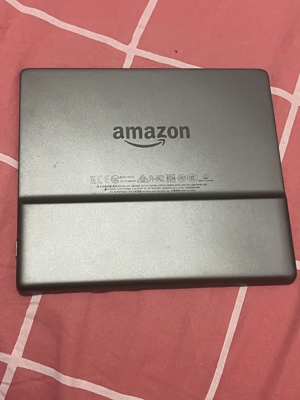 Kindle Oasis em ótimo estado com duas capas magnéticas  - Foto 4