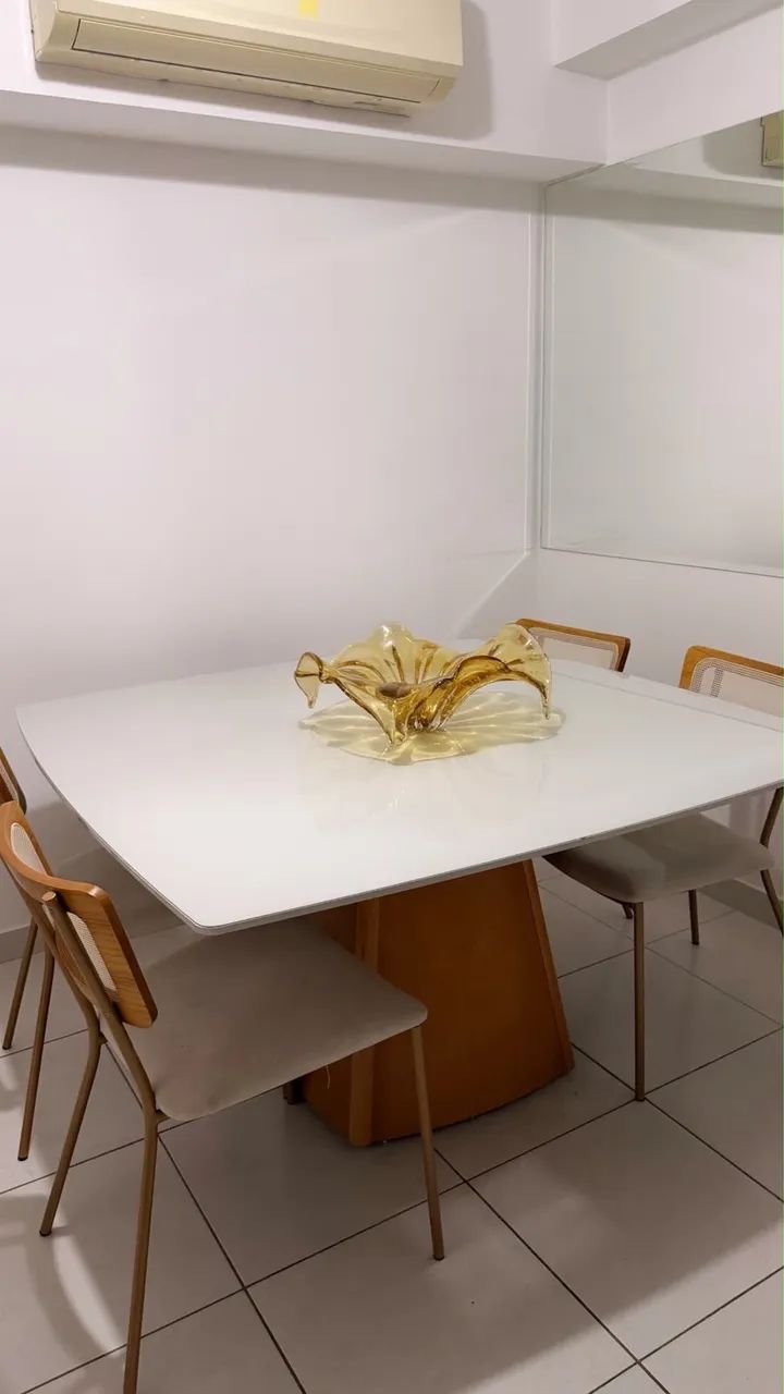 Mesa de Jantar com 4 Cadeiras - Foto 3