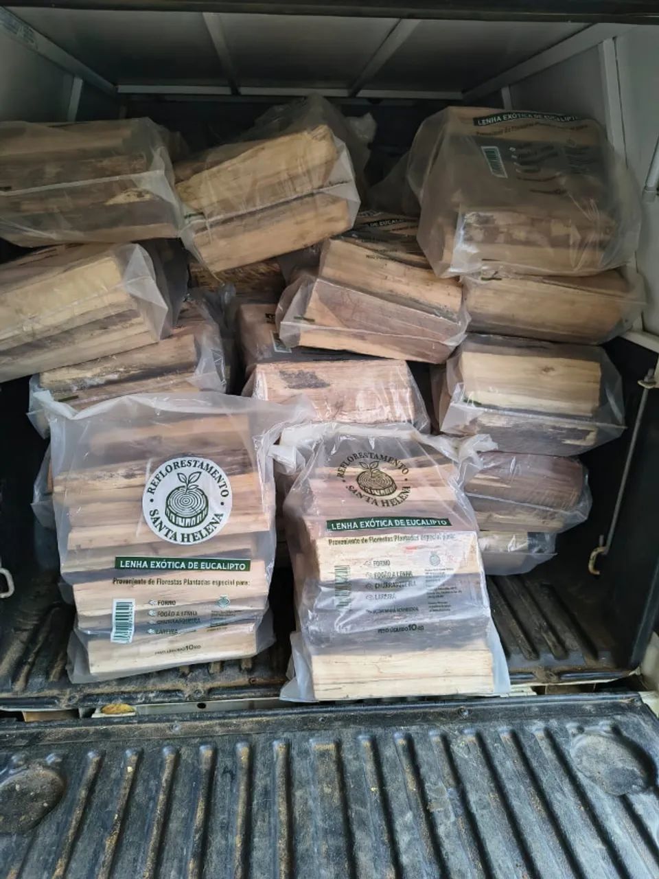 Lenhas para forno, churrasqueira e lareira.