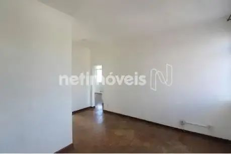 Apartamento á venda 2 quartos no Bom Jesus.