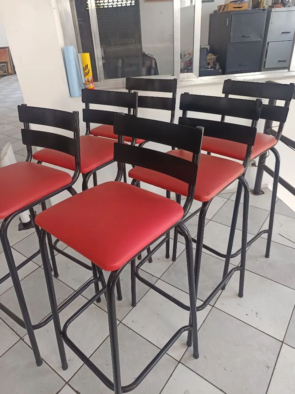 6 banquetas de ferro com encosto  - Foto 2