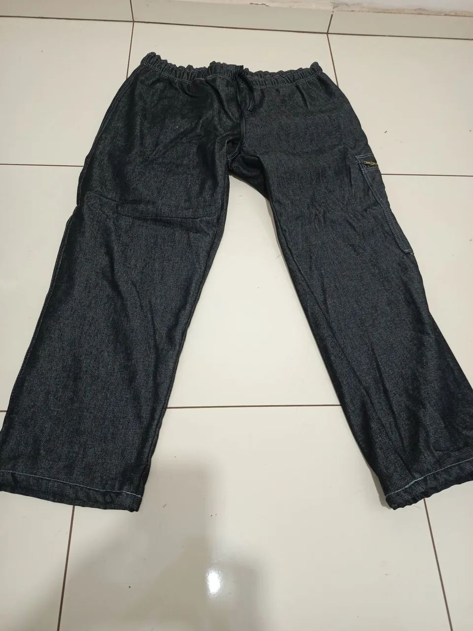 Calça jeans com manta 