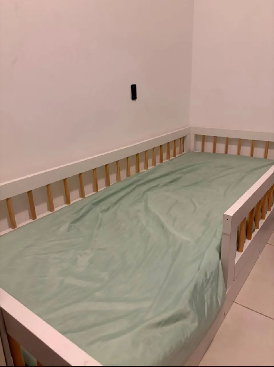 Cama sensorial com colchão 