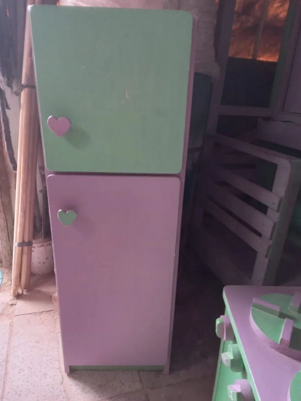 Casinha, módulo cozinha, geladeira, carinho para boneca gêmeas é berço  - Foto 3
