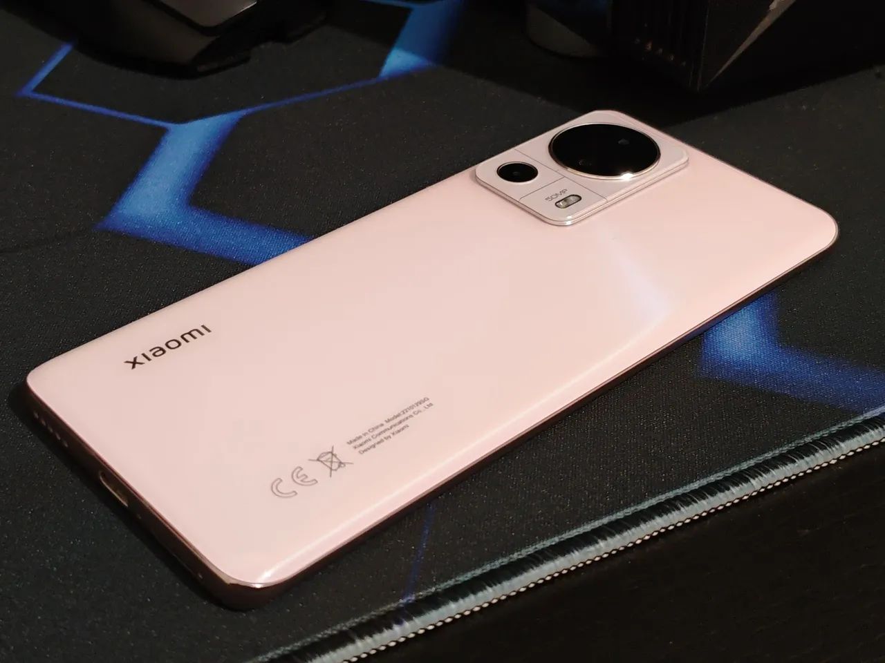 Xiaomi Mi 13 