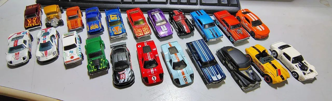 Coleção de Hot Wheels  - Foto 2