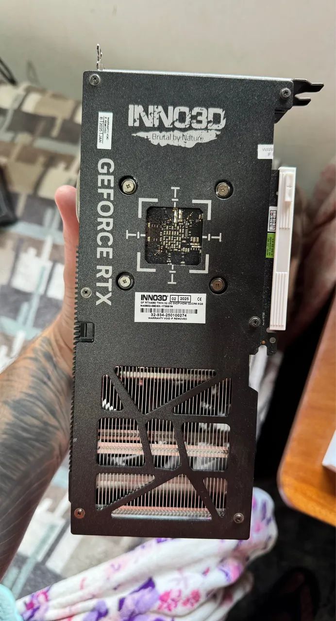 RTX 4060 8 GB  - Foto 3
