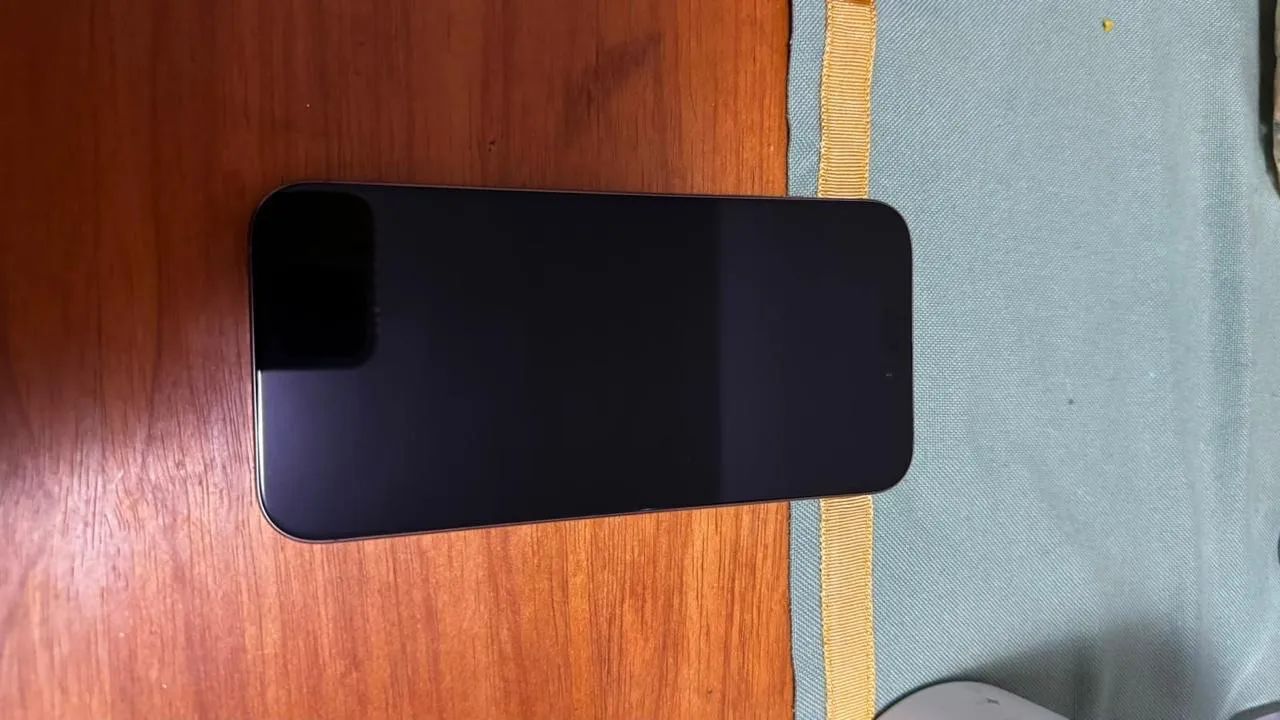 iPhone 16 pro Max 256gb dourado  - Foto 2